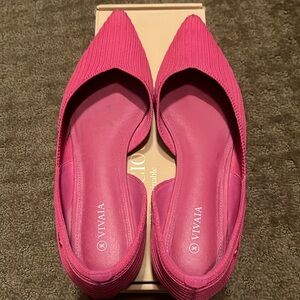 LAST CHANCE: Vivaia flat, barely worn, beautiful pink, size 40 (9)